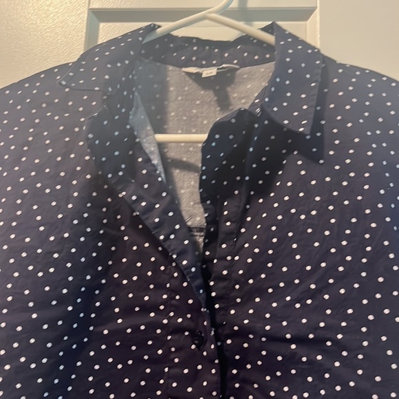 Reitmans Navy & White Polka Dot V Neck Shirt - Picture 2 of 6